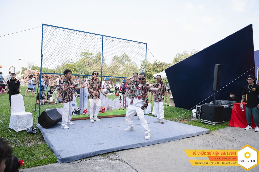 Thuê dịch vụ tổ chức sự kiện ngoài